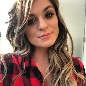 Meet your Posher, Ana